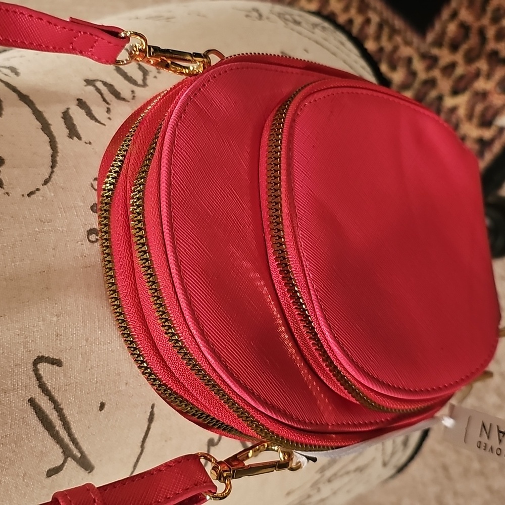 NEW MALI + LILI Stylish Pink Crossbody Bag..free Shipping - Picture 7 of 7